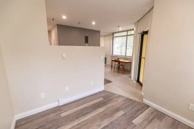 2200 Sherobee - Bachelor for Rent in Mississauga in Long Term Rentals in Mississauga / Peel Region - Image 6