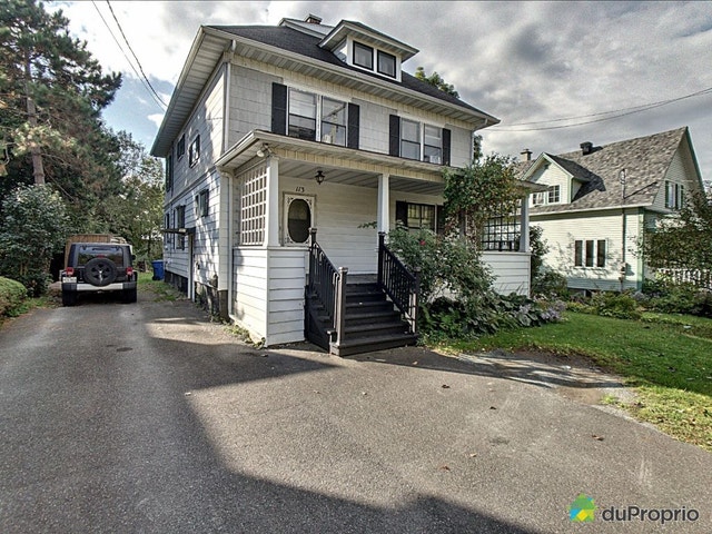 $450,000 - 3 Storey for sale in Cowansville — photo 1