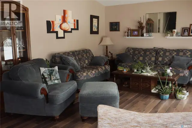 604 5th AVENUE W Assiniboia, Saskatchewan in Houses for Sale in Moose Jaw - Image 22