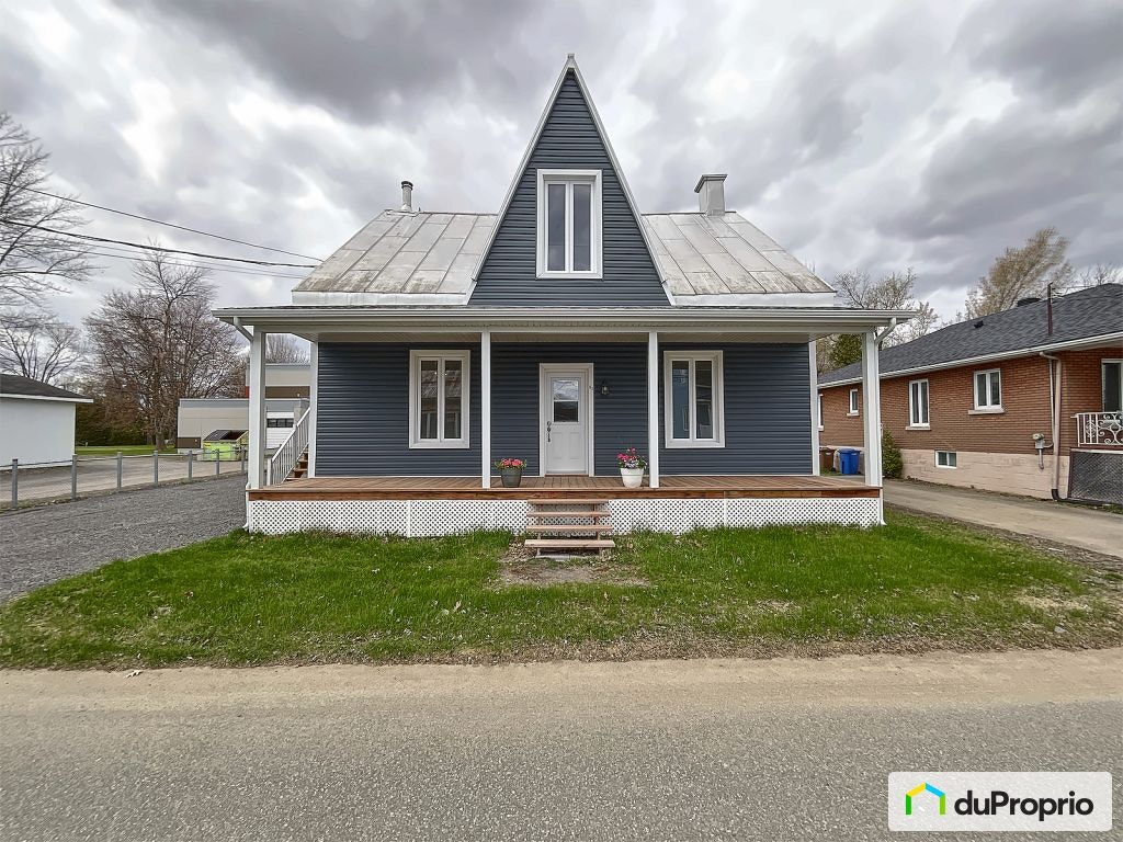 $429,900 - Duplex for sale in Ste-Anne-De-La-Perade — photo 1