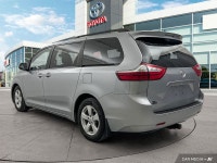 Plenty of Space! Experience unparalleled versatility and comfort with this 2017 Toyota Sienna LE! Pe... (image 5)
