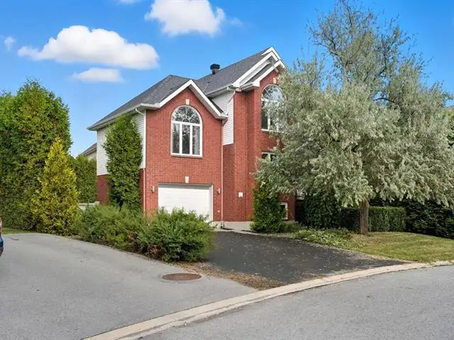 30 Rue du Grésil Gatineau (Hull), Quebec in Houses for Sale in Gatineau - Image 2