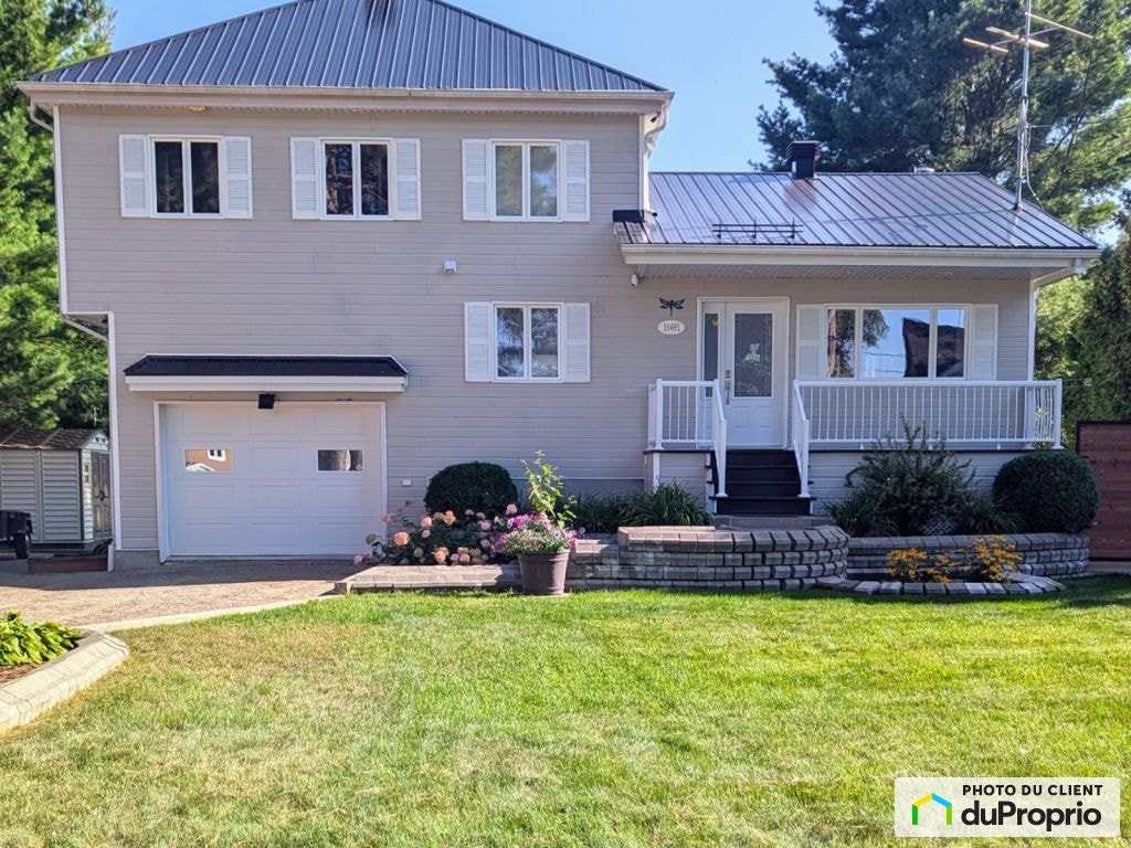 $729,000 - Country home for sale in Riviere-Rouge — photo 1