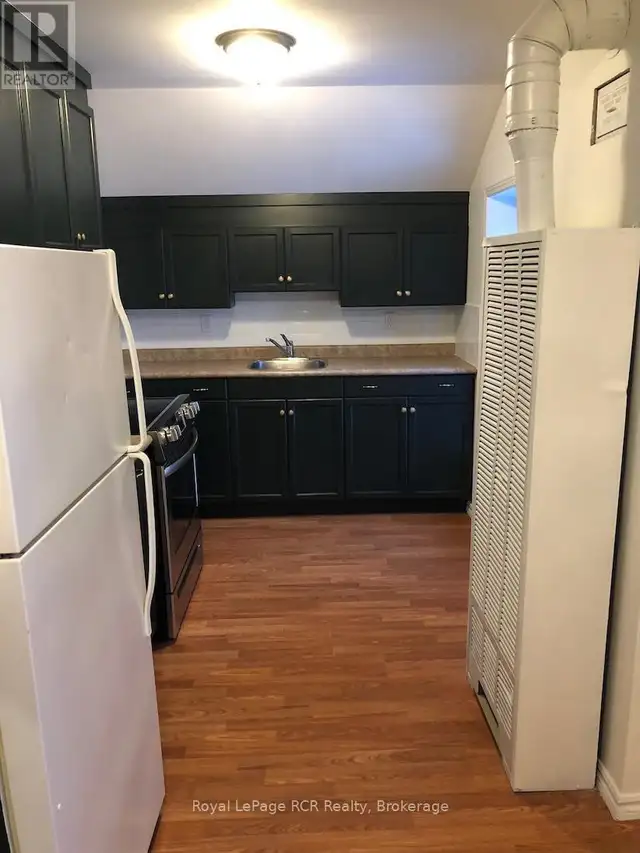 182 12TH STREET Hanover, Ontario in Houses for Sale in Owen Sound - Image 12