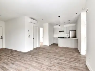 condo Apartment for rent-logement locatif, 5 1/2, 5.5, 3cc 3 chambres/bedrooms for rent-Ahuntsic-Car...