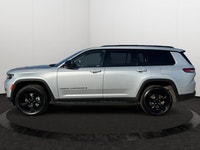 7 Seats | Sunroof | Heated Seats | Remote Start | Navigation | 4 Wheel Drive Experience the perfect... (image 2)