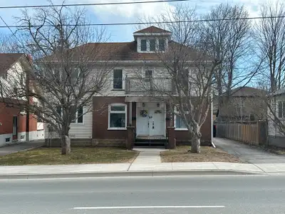 Two bedroom in Trenton Duplex