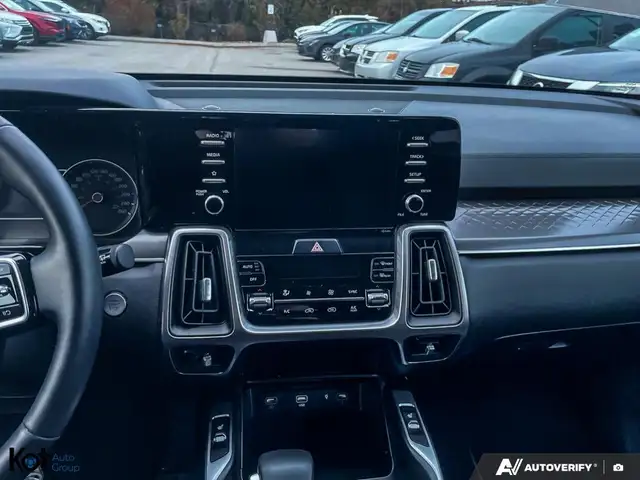 2023 KIA Sorento LX+ AWD for sale in Cars & Trucks in Kelowna - Image 13