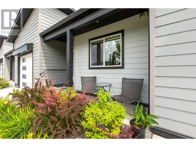 2810 15 Avenue NE Unit# 25 Salmon Arm, British Columbia in Condos for Sale in Vernon - Image 3