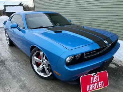-RARE! Only 345 of these produced GLOBALLY -MANUAL TRANSMISSION -SRT8 6.1L HEMI V8 ENGINE -B5 BLUE P...