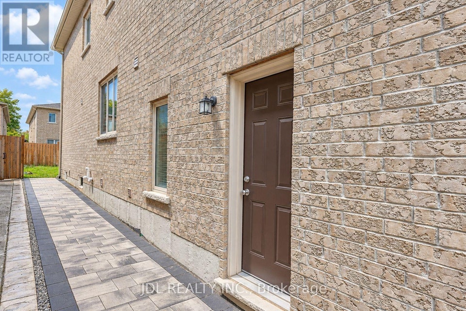 54 MOHANDAS DRIVE Markham (Cedarwood), Ontario 4