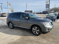 2016 Nissan Pathfinder Platinum Fully Loaded | 7 Passenger | Very Clean Looking for a spacious, reli... (image 9)
