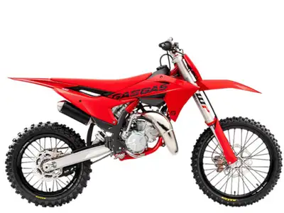 Price does not include $1,495 - Freight, PDI and Doc Fee. Please call the Kelowna location for more...