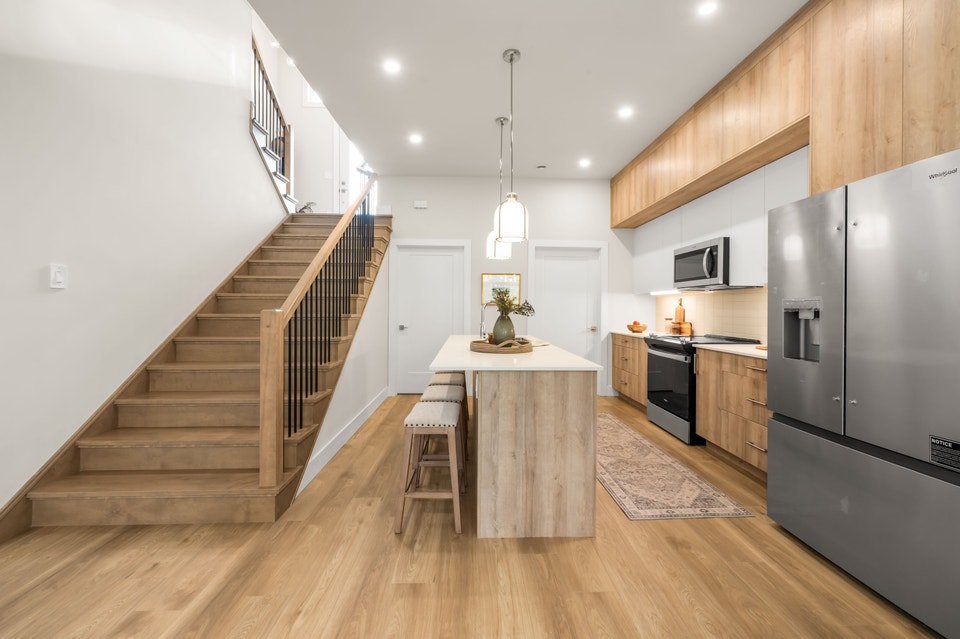 Halifax Executive Townhouse For Rent 5