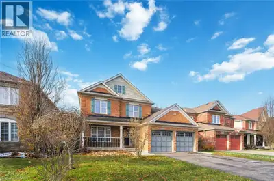 Spacious 4-Bedroom, 3-Bath Family Home Backing Onto Protected Green Space - No Rear Neighbours! Welc...