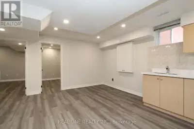 BSMT - 63 WHISTLER COURT Markham (Milliken Mills West), Ontario