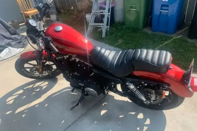 2018 HARLEY SPORTSTER IRON 883XL (FINANCING AVAILABLE) in Sport Touring in Strathcona County - Image 6