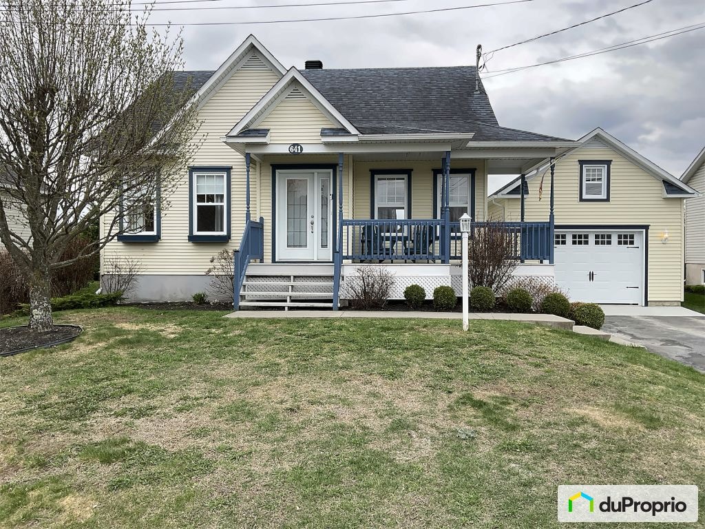 $530,000 - Bungalow for sale in Sherbrooke (St-Élie-d'Orford) — photo 1