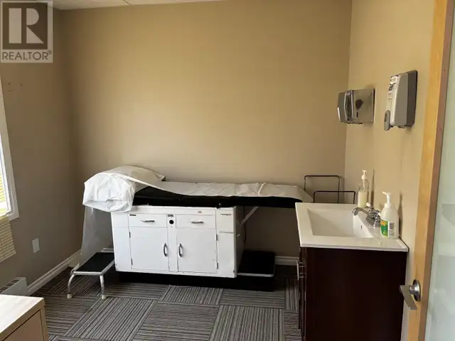 200 10504 100 AVENUE Fort St. John, British Columbia in Commercial & Office Space for Rent in Fort St. John - Image 19