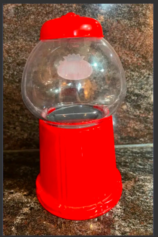 DUBBLE BUBBLE 8.5" Gumball Machine Coin  Bank Classic Dispenser in Toys & Games in Oakville / Halton Region - Image 2