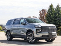 6.2L Gas V8 Engine for powerful performance | 4x4 Drive for all-weather confidence | Panoramic Sunro... (image 1)