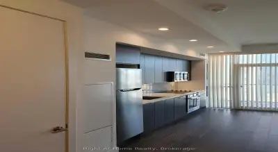 Price: $395,000 / $1,499/mo RARE Luxury Upper Penthouse Studio Suite with amazing, clear Southwest v...