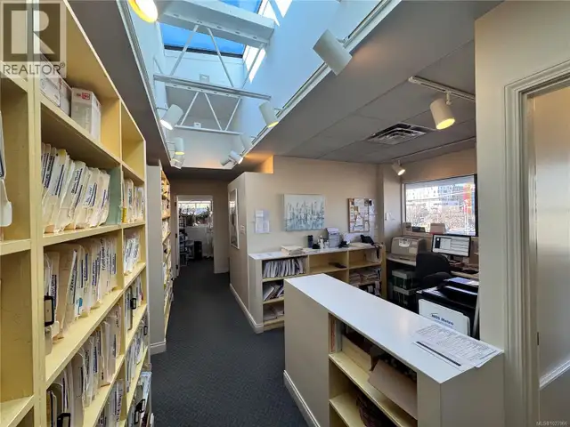 326 1175 Cook St Victoria, British Columbia in Commercial & Office Space for Rent in Victoria - Image 9