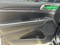 Welcome to Legacy Dodge Claresholm. Navigation, Sunroof, Leather Seats, Bluetooth, Cooled Seats! Mec... (image 8)