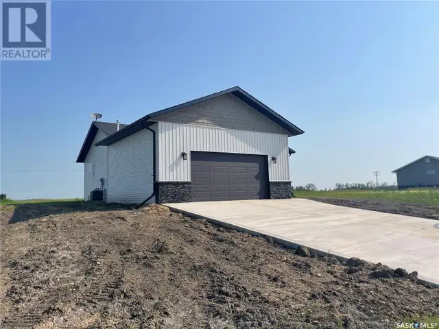 715 Doghide DRIVE Tisdale, Saskatchewan63005669178241121