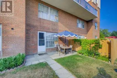 Stylish 3-Bedroom Townhouse in Prime Mississauga Location! Welcome to this beautifully maintained 3-...