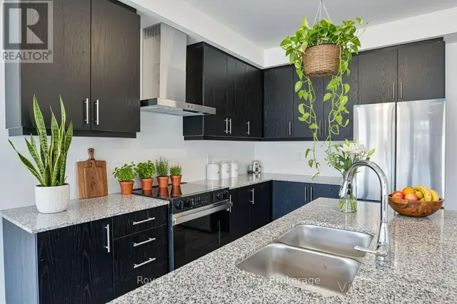 27 WYN WOOD LANE Orillia, Ontario in Houses for Sale in Barrie - Image 14