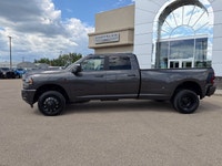 This Ram 3500 delivers a Intercooled Turbo Diesel I-6 6.7 L/408 engine powering this Automatic trans... (image 2)
