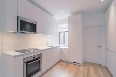 Renovated Akelius three bedroom apartment for rent. Located near avenue Mariette in the Notre-Dame-D...
