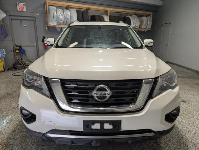 2017 Nissan Pathfinder 4WD 4dr SL for sale in Cars & Trucks in Cambridge - Image 3