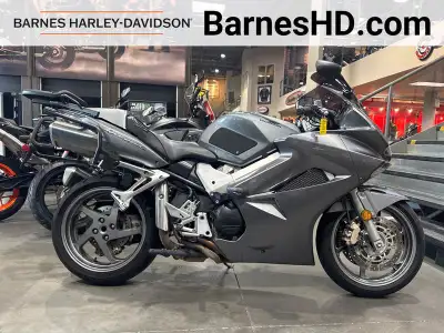 View Carfax Report *Easy Financing Available *Zero Down Available All Prices Do Not Include Taxes. F...