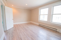 **WELLAND** SPACIOUS 2 BEDROOM APARTMENT FOR RENT!!