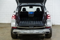 *English below* *Français:* Ce BMW X5 xDrive40i 2025 avec un bas kilométrage de 32452 km et aucun ac... (image 7)