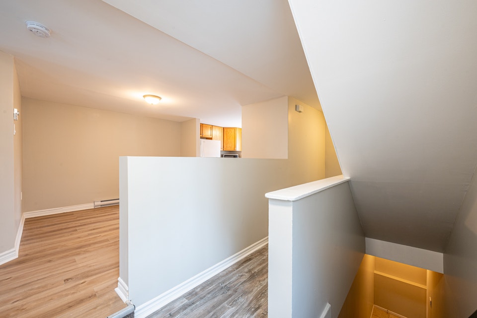 Downtown Halifax Renovated 4 Bedroom Apartment For Rent 3