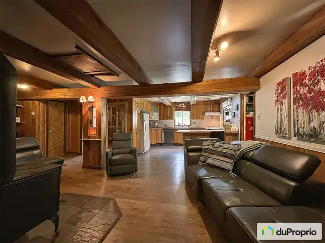 $405,000 - Bungalow for sale in St-Calixte in Houses for Sale in Laval / North Shore - Image 5