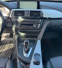 2016 BMW 3-Series 335i xDrive M Sport Gran Turismo - Navigation|Surround View|Parking sensors|Blind-... (image 9)