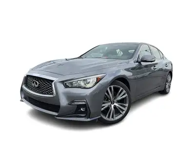 L’Infiniti Q50 Sensory 2022 est une berline de luxe sportive qui combine élégance, performance et te...