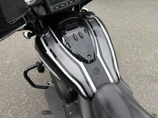 2020 Indian Motorcycle CHIEFTAIN in Street, Cruisers & Choppers in Delta/Surrey/Langley - Image 9