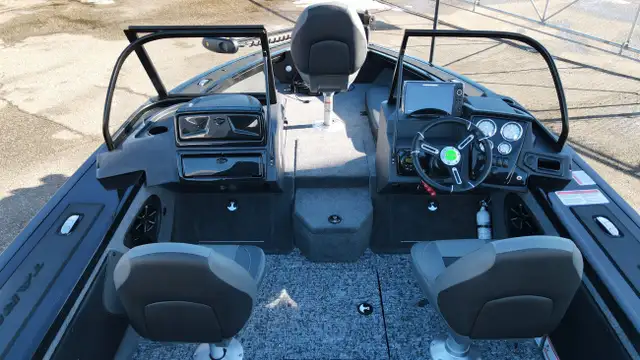 2025 TRACKER Targa V19 Combo TE Aluminum Fishing Boat in Powerboats & Motorboats in Vernon - Image 13