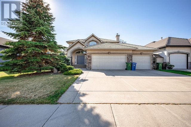 61 Arbour Vista Road NW Calgary, Alberta in Houses for Sale in Calgary