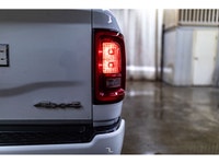 **ONE OWNER - ACCIDENT FREE** ORIGINAL FACTORY PRICE $98,555 178 KM This 2025 Ram 2500 4x4 Crew Cab... (image 7)