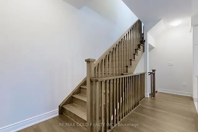FREEHOLD NO FEE brand-new townhouse in Houses for Sale in Oakville / Halton Region - Image 5