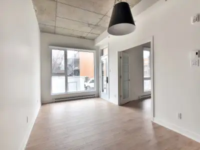 5.5-2 ETAGES-Condo LOFT à louer-Plateau Mont-Royal 468sg, View more