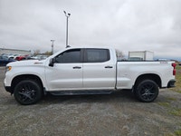 2023 Chevrolet Silverado 1500 LT Trail Boss Crew Cab with 63,254 km! Vehicle History Report Availabl... (image 7)