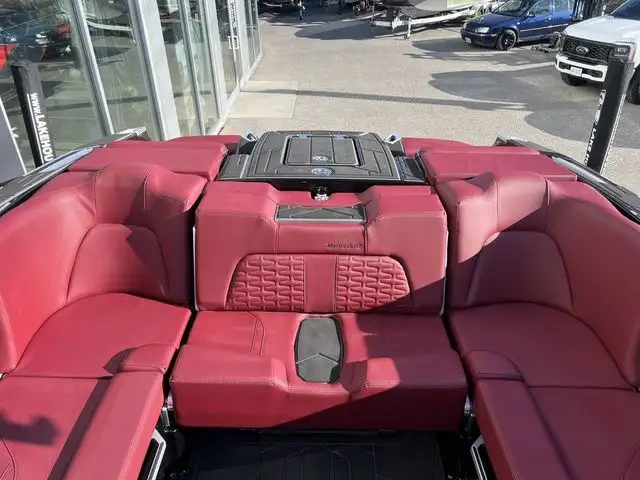 2024 Mastercraft X24 in Powerboats & Motorboats in St. Albert - Image 16