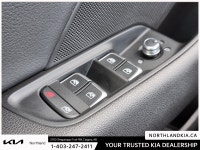 2020 Audi A3 45 Technik quattro Odometer is 38862 kilometers below market average! Ready for anythin... (image 7)